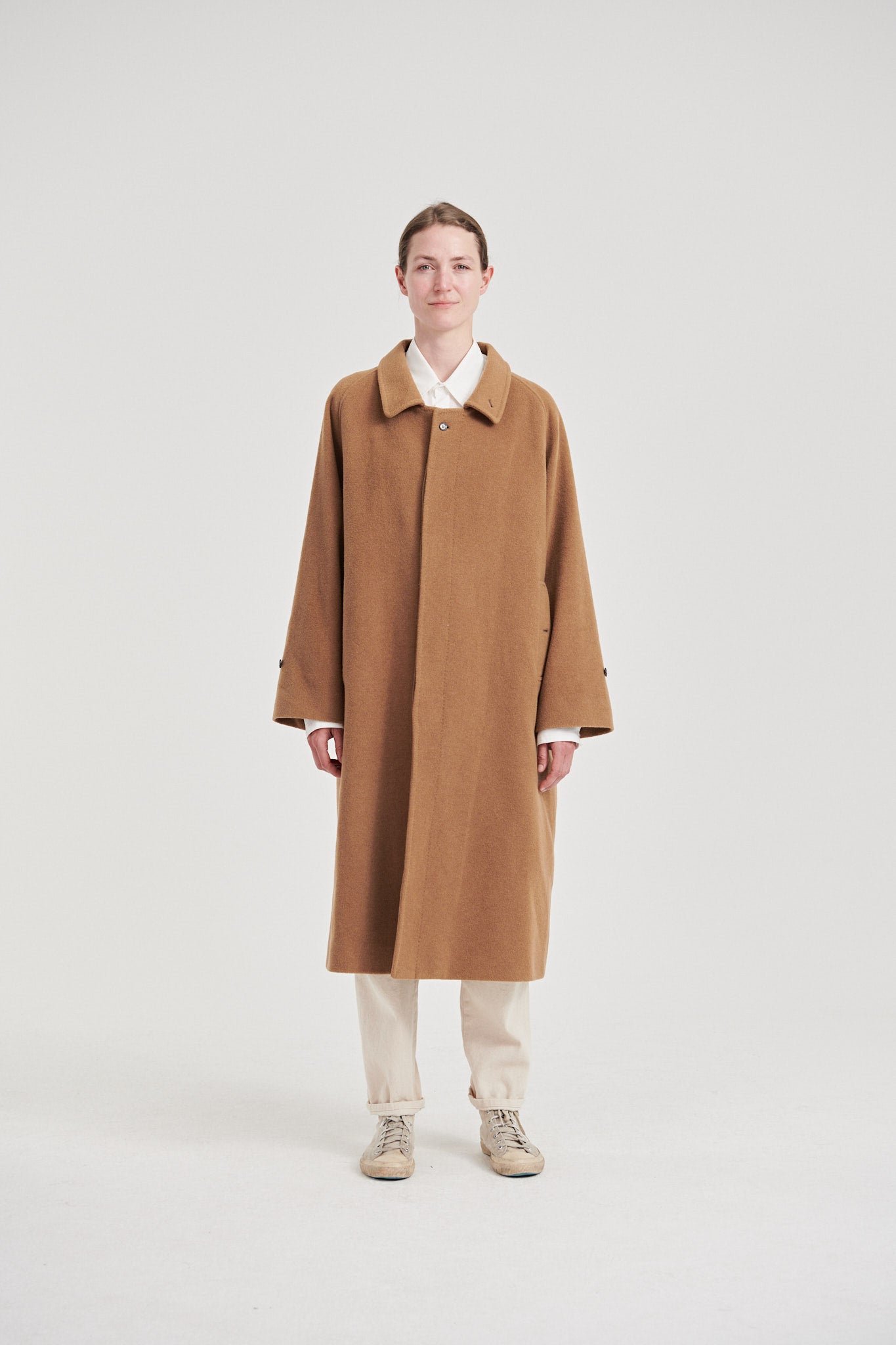 10 / Cashmere coat camel