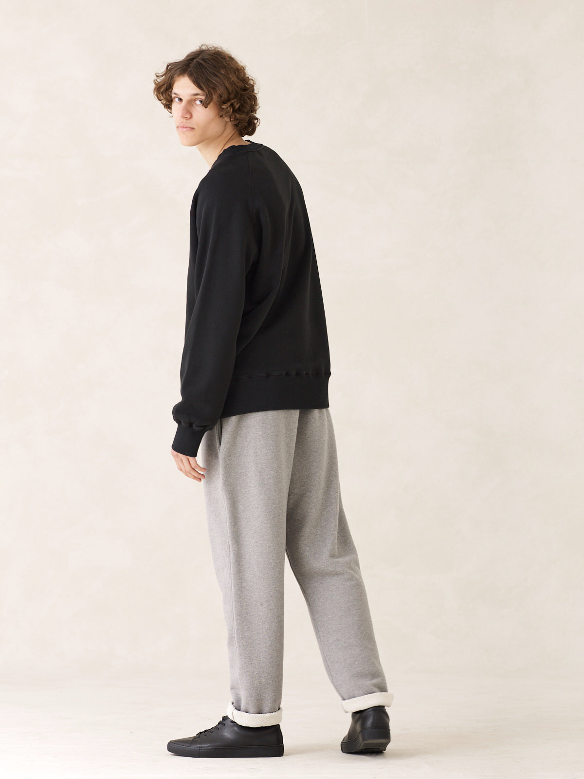 08 / Tracksuit Trousers Grey