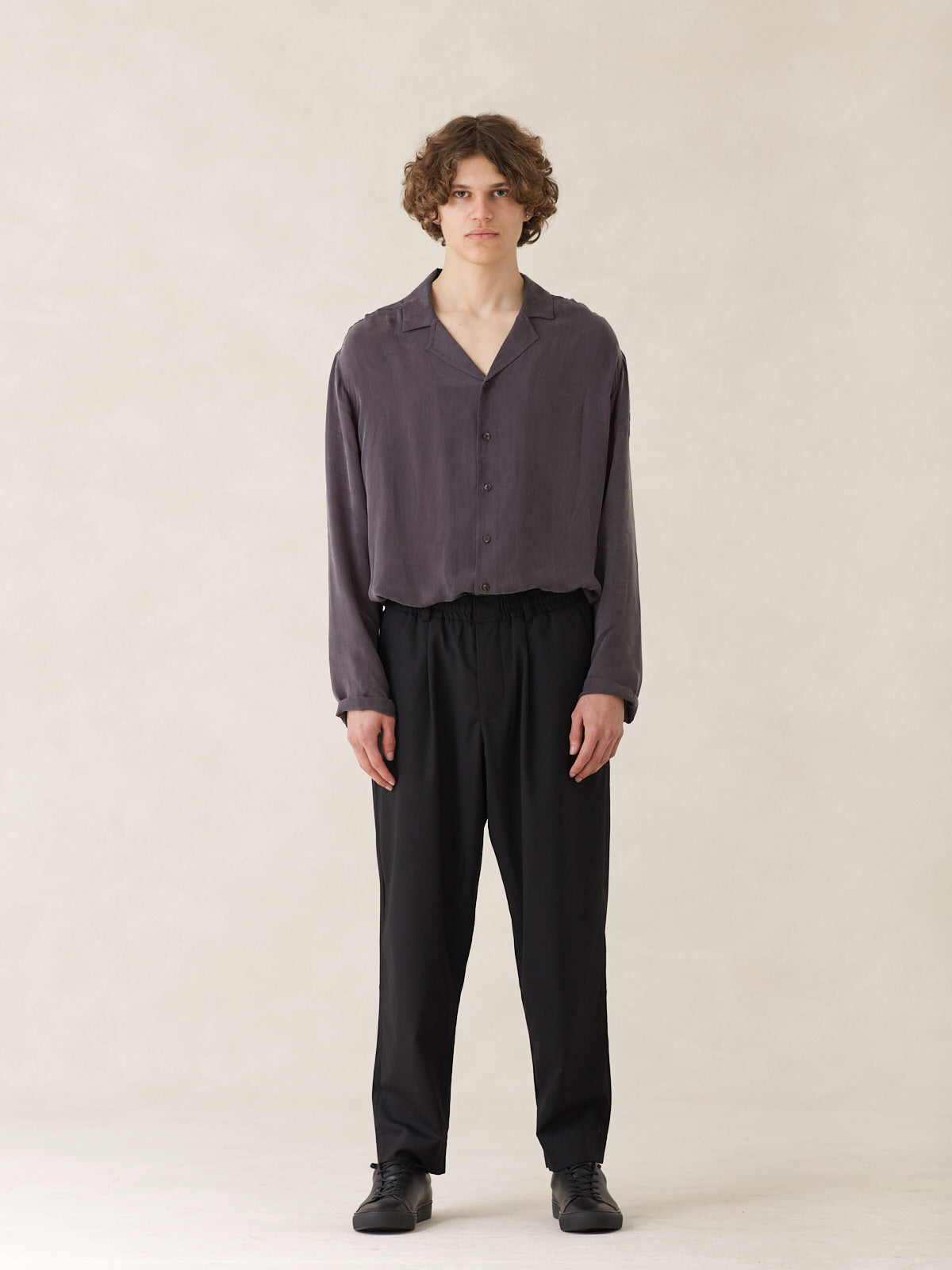 08 / Pleated Trousers Black