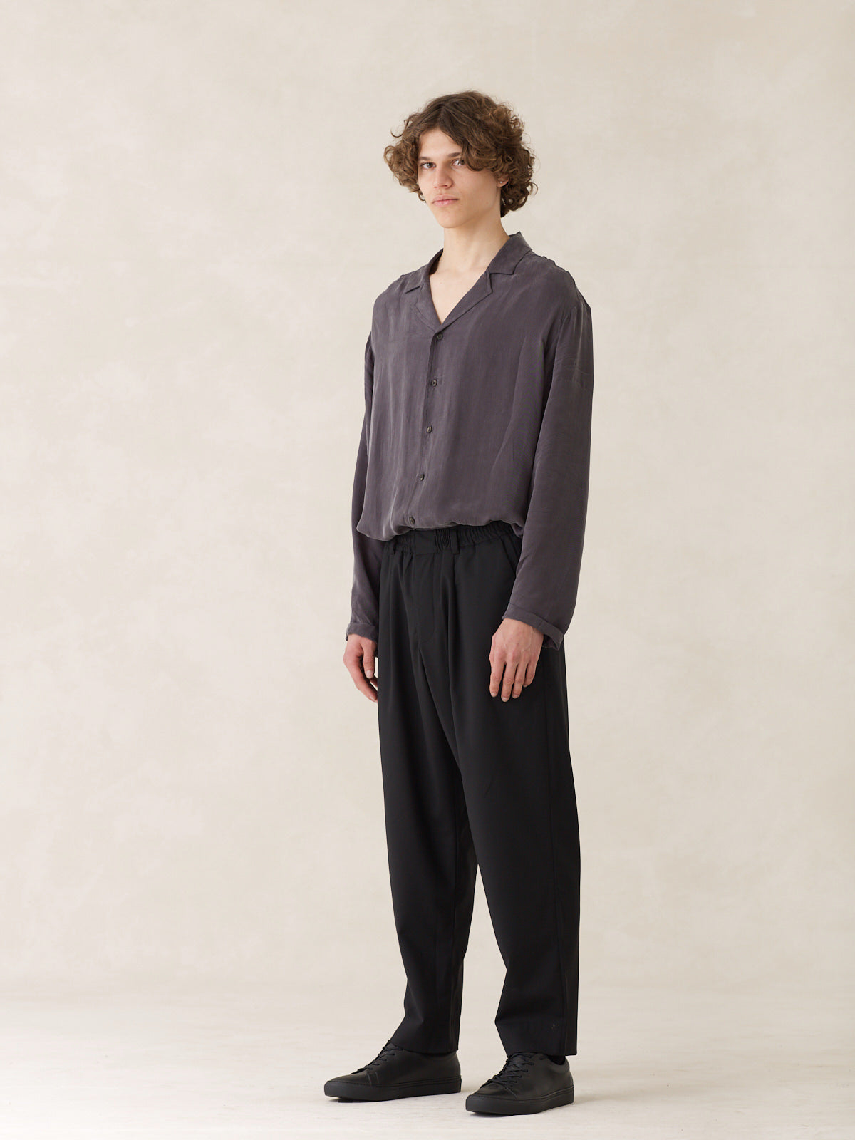 08 / Pleated Trousers Black