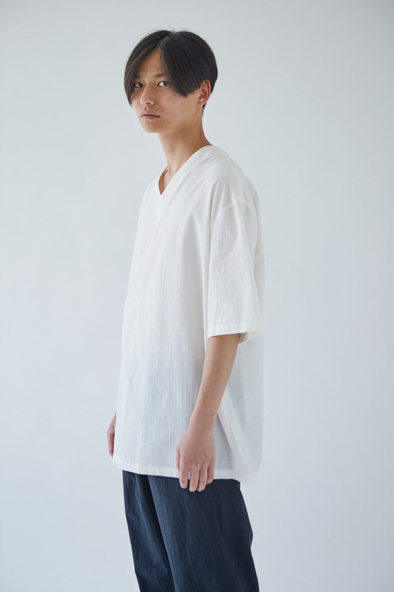 oftt - 01 - zen neck t-shirt - white - organic cotton - image 1