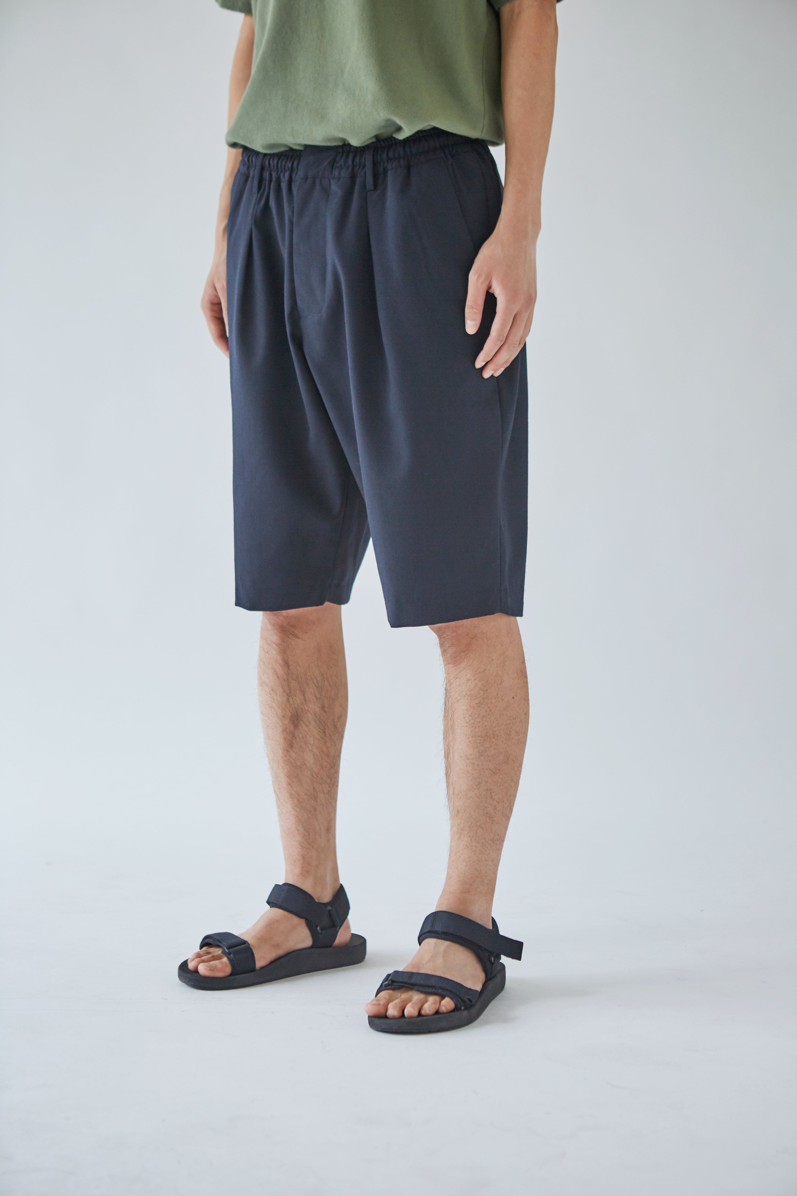 oftt - 07 - Pleated Shorts-navy- wool blend