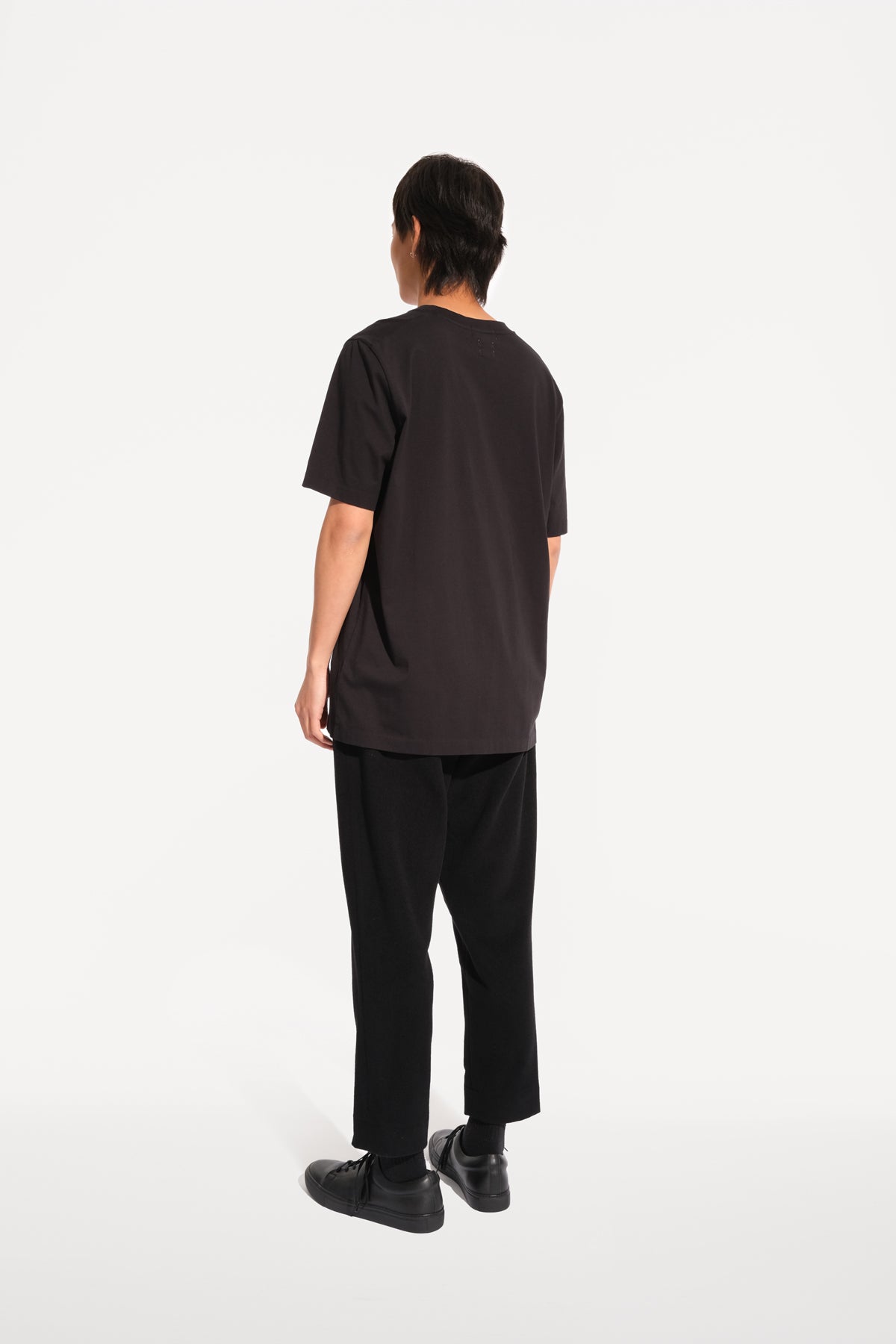 oftt - 01 - perfect fit t-shirt - black - organic cotton - image 4